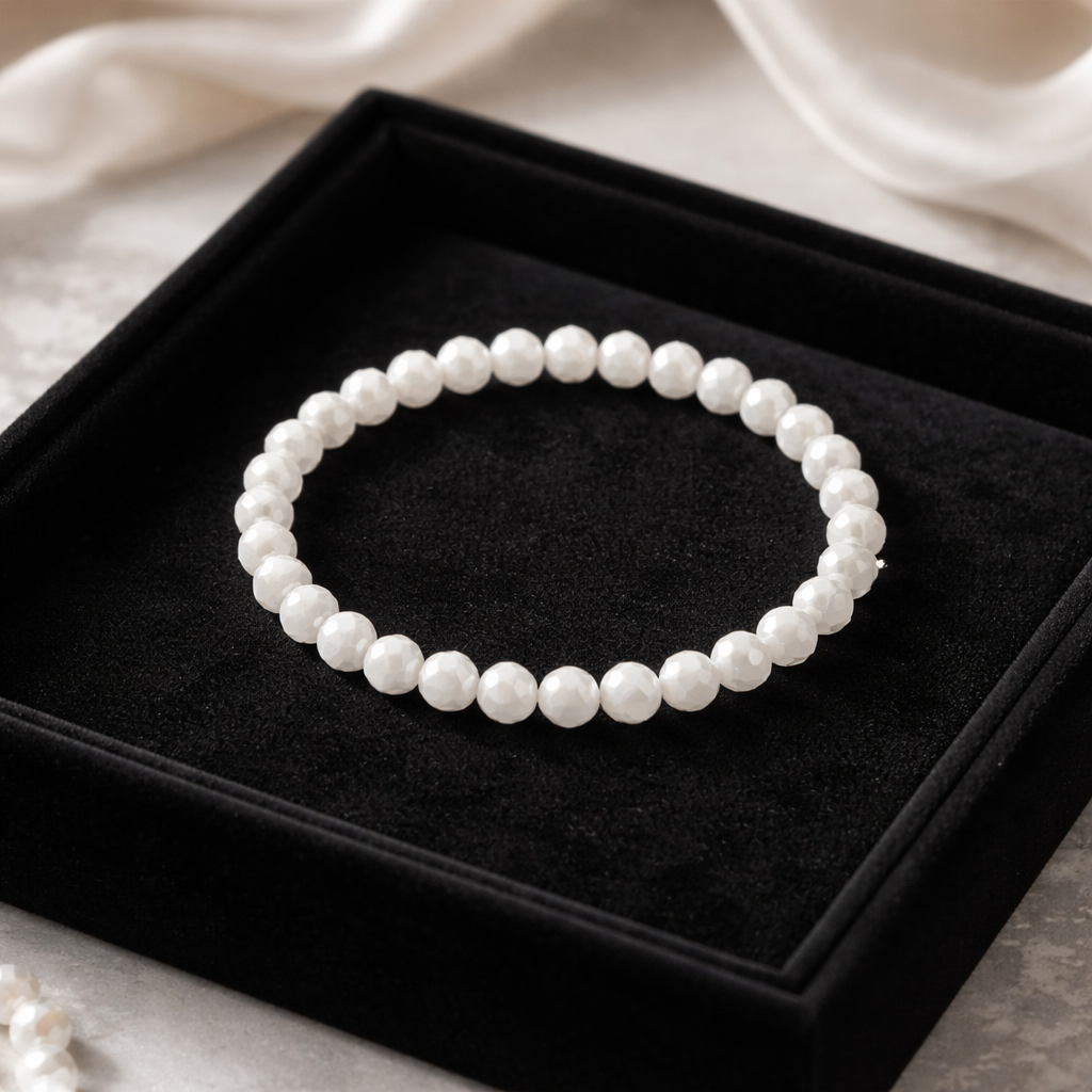 WHITE ROUND GLASS BEADS BRACELET